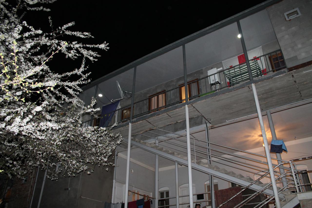 Best - Host Sighnaghi Exterior foto